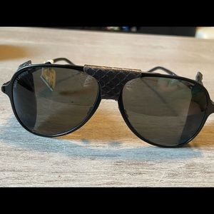 NWT SAINT LAUREN CLASSIC SUNGLASSES w/leather temples (sides) & bridge (centre)